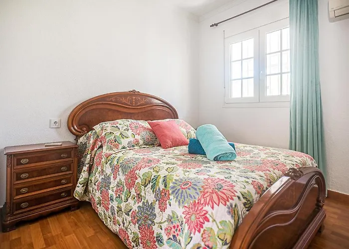 Lovely In Chiclana De La Fronter Cádiz