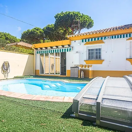 Lovely In Chiclana De La Fronter Holiday home Cadiz