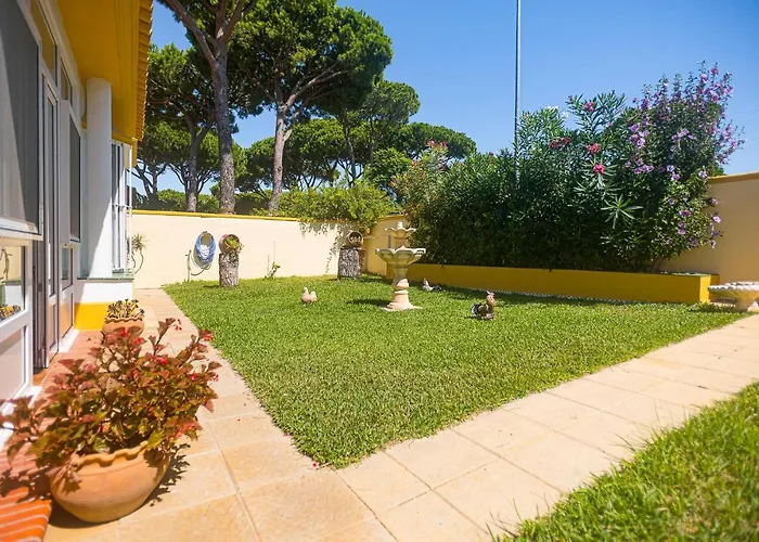 Lovely In Chiclana De La Fronter Hébergement de vacances *