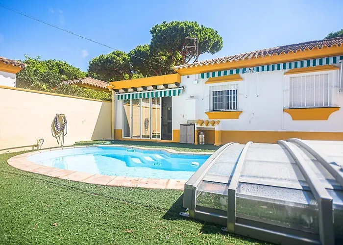 Lovely In Chiclana De La Fronter بيت للعطل كاديز