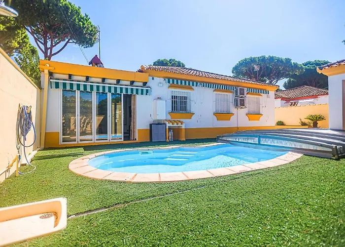 Lovely In Chiclana De La Fronter * كاديز