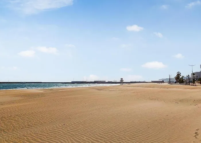 Lovely In Chiclana De La Fronter بيت للعطل